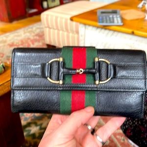 Gucci horsebit wallet- used-in good condition- leather-red green striped accent